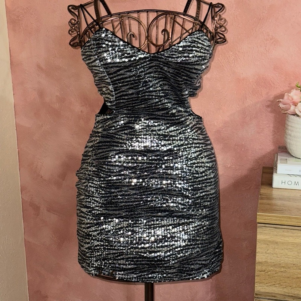Silver Black Zebra Sequin Mini Dress Cut Out Bodycon Party Clubwear Night Out